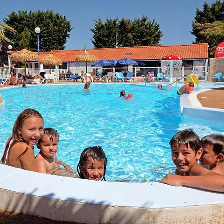 Mobil-home - 6 Pers. - Api-1-52-2847 *